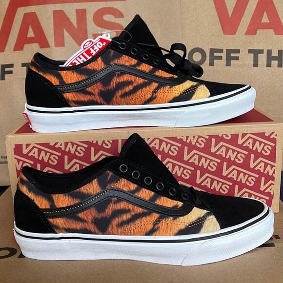 Vans Shoes - Old skool tapered tiger/true white Vans Mens 7.5 Womens 9.0 Brand new in box